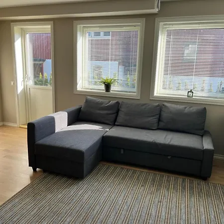 Apartmán Spacious Private House For Ons24 *